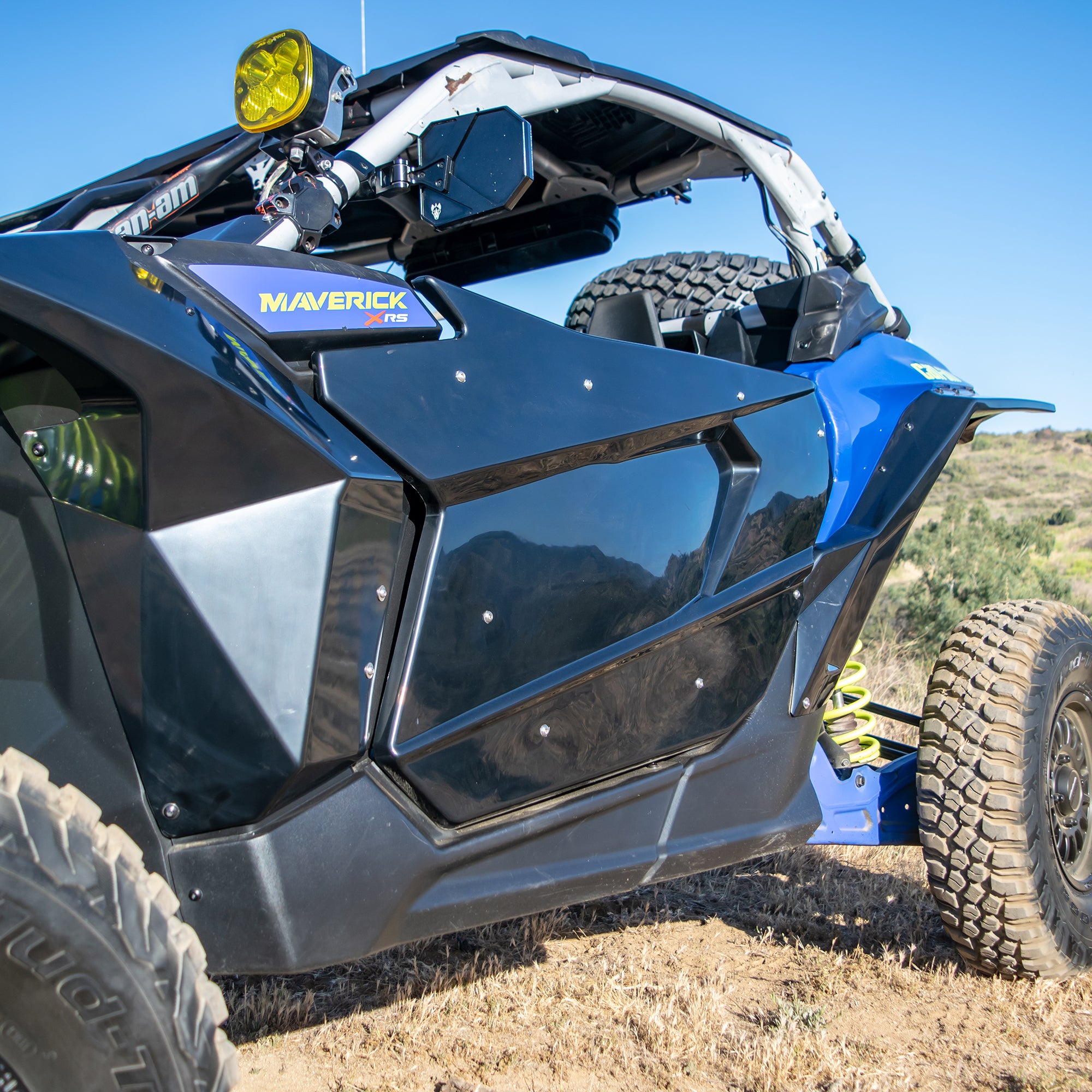 Dynamic Can Am X3 Full Doors Background for Mobile Dynamic Can Am X3 Full Doors Background for Mobile